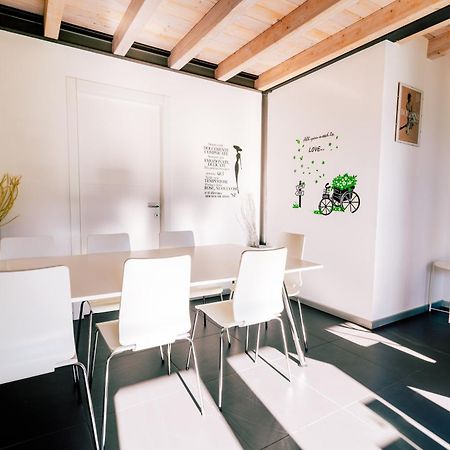 Il Giardino Di Rebecca Bed & Breakfast Ferrara Bagian luar foto