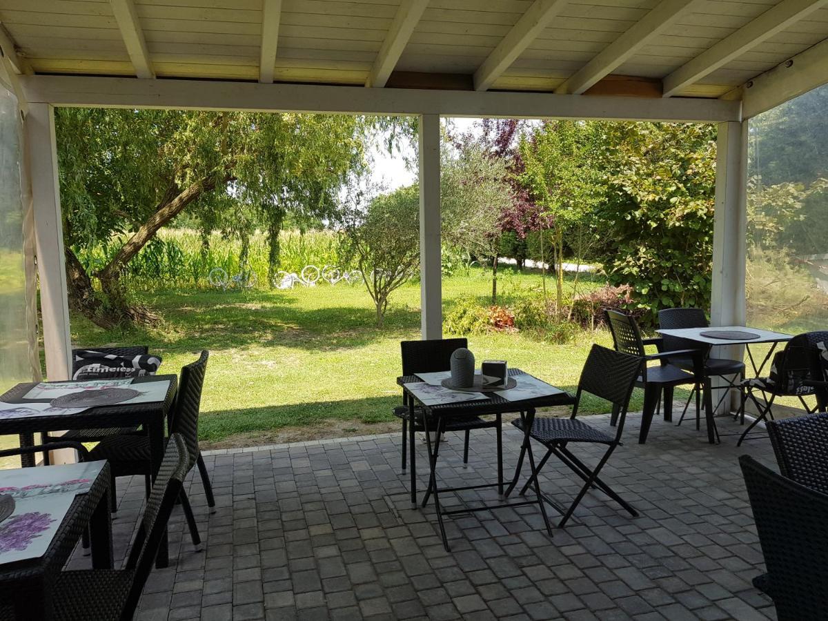 Il Giardino Di Rebecca Bed & Breakfast Ferrara Bagian luar foto