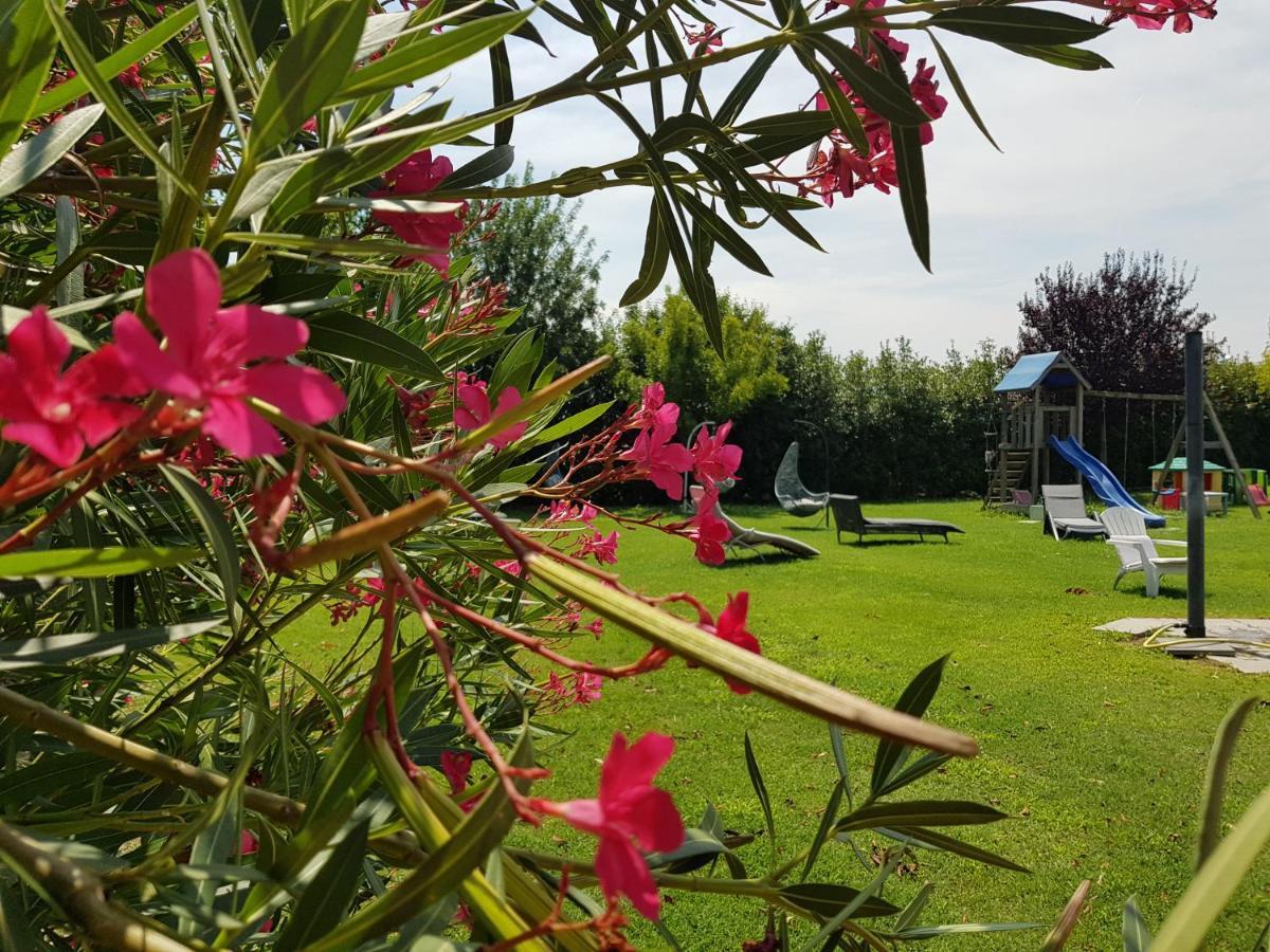 Il Giardino Di Rebecca Bed & Breakfast Ferrara Bagian luar foto