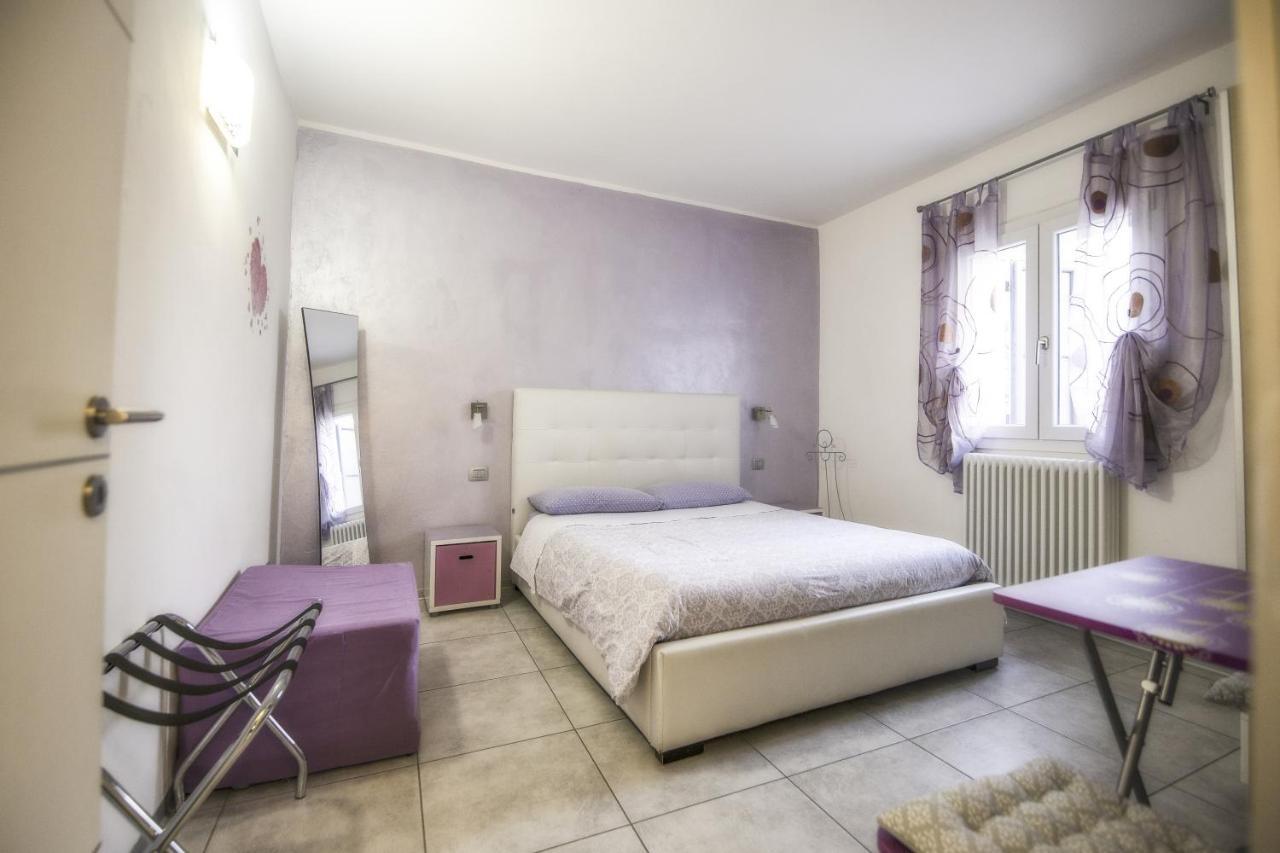 Il Giardino Di Rebecca Bed & Breakfast Ferrara Bagian luar foto